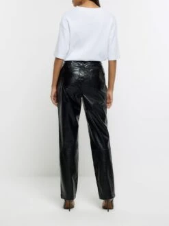 River Island Creaked Faux Leather Straight Trousers -RIVE IS Clothing Shop 1131Y SQ2 0000000004 BLACK MDb
