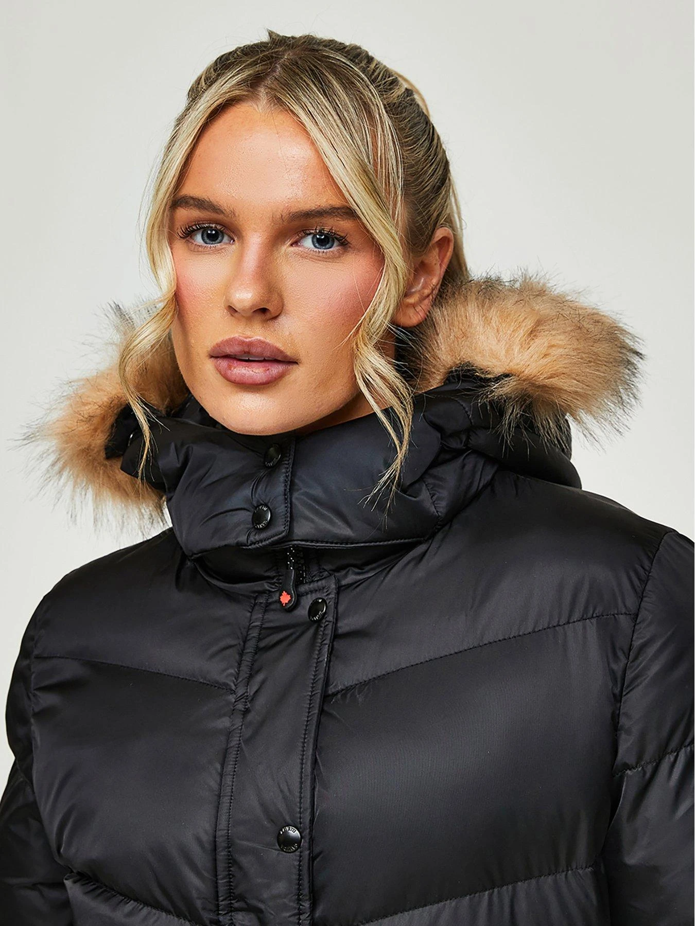 Zavetti Canada Okawa Belted Padded Jacket - Black 6 Zavetti Canada Okawa Belted Padded Jacket - Black - Image 4