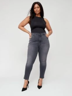 Levi's® Plus Levi's Plus 721™ Plus Hi Rise Skinny Jean - Clear Way 10 Levi's® Plus Levi's Plus 721™ Plus Hi Rise Skinny Jean - Clear Way -RIVE IS Clothing Shop VBFK5 SQ3 0000000005 GREY MDo