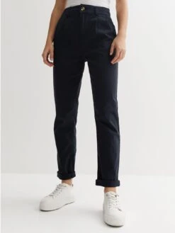New Look Navy Mid Rise Straight Leg Chinos