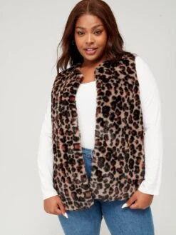 V By Very Curve Faux Fur Animal Print Gilet - Brown -RIVE IS Clothing Shop VDXBQ SQ6 0000000143 BROWN MDd2