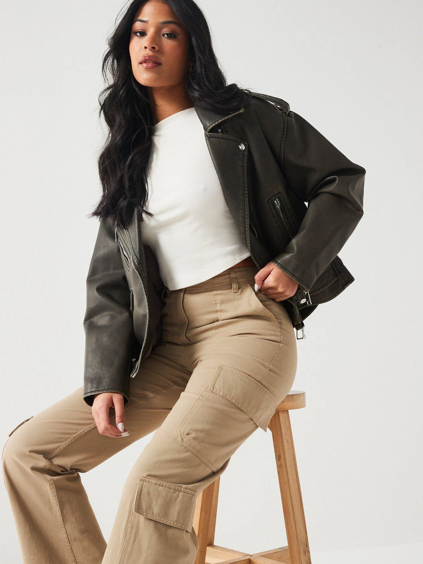 V By Very Utility Pocket Straight Leg Trousers - Beige 6 V By Very Utility Pocket Straight Leg Trousers - Beige - Image 4