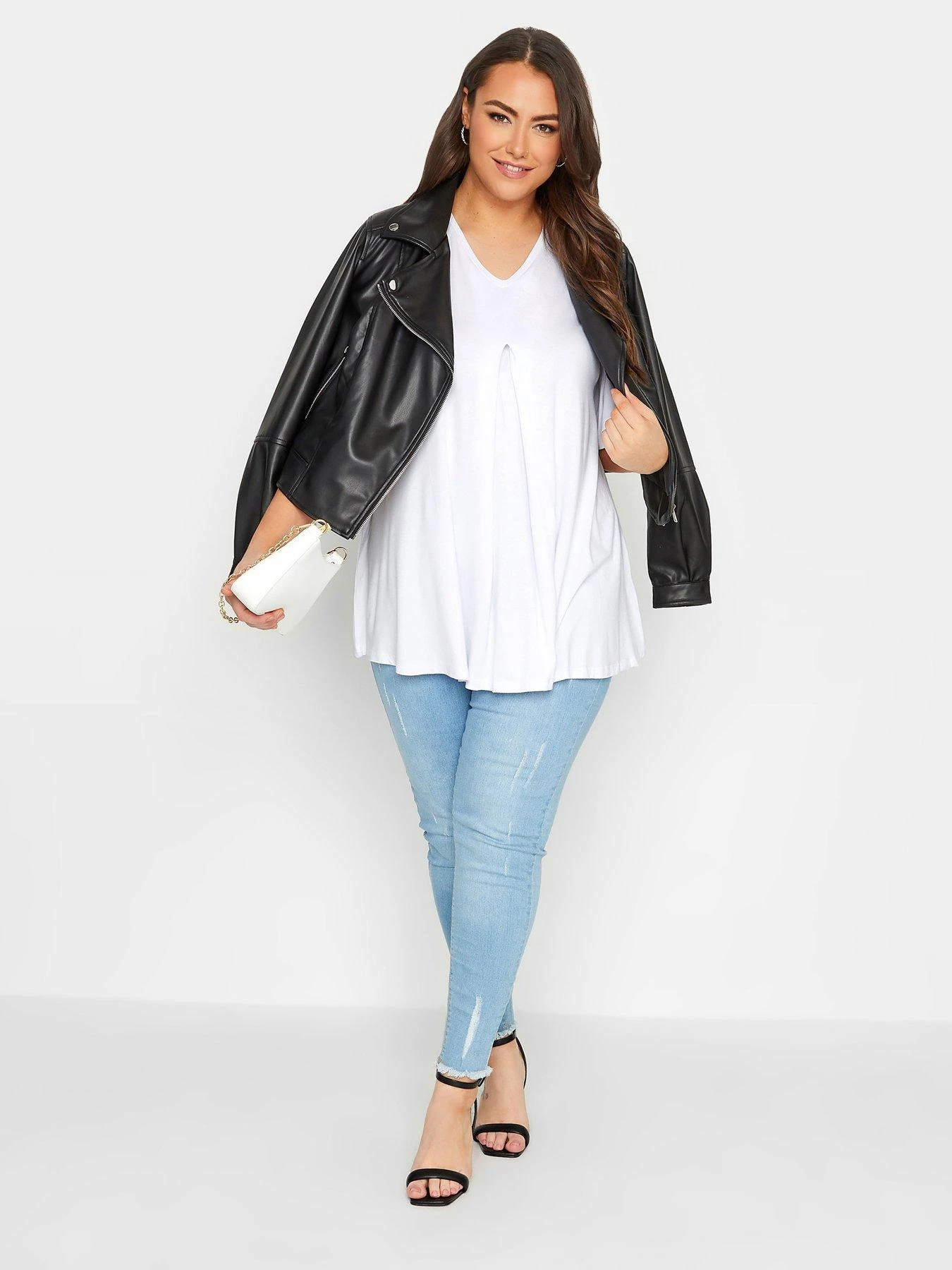 Yours Angel Sleeve Pleat Swing Top - White 5 Yours Angel Sleeve Pleat Swing Top - White - Image 3