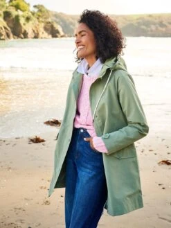 Crew Clothing Rain Jacket - Green