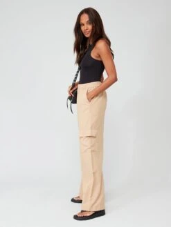 PIECES Milano High Waist Cargo Pants - Beige -RIVE IS Clothing Shop VIKIX SQ4 0000000108 BEIGE MDd