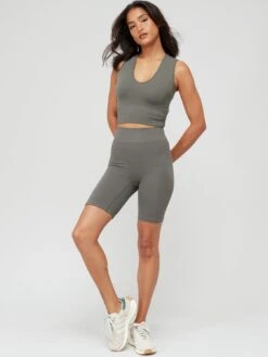 Everyday Seamless Cycling Shorts - Green -RIVE IS Clothing Shop VJV67 SQ3 0000000047 GREEN MDo