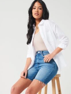 V By Very Mid Thigh Denim Shorts -RIVE IS Clothing Shop VK13J SQ4 0000000265 MID WASH MDd