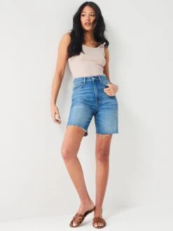 V By Very Mid Thigh Denim Shorts -RIVE IS Clothing Shop VK13J SQ6 0000000265 MID WASH MDd2