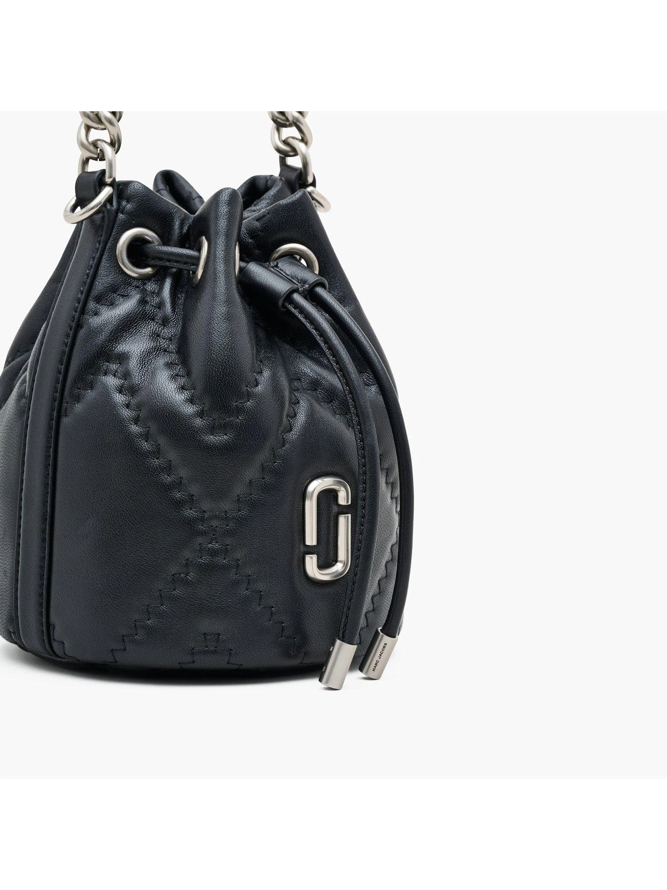 MARC JACOBS The Quilted Bucket Bag - Black 6 MARC JACOBS The Quilted Bucket Bag - Black - Image 4