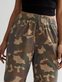 New Look Cotton Camo Parachute Trousers - Green  -RIVE IS Clothing Shop VLEQX SQ4 0000000270 PRINT MDd