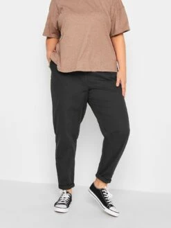 Yours Full Length Chino. Black