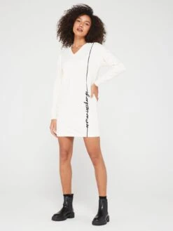 Armani Exchange Script Logo V-neck Jersey Dress - Cream -RIVE IS Clothing Shop VMBST SQ5 0000000067 CREAM MDd1
