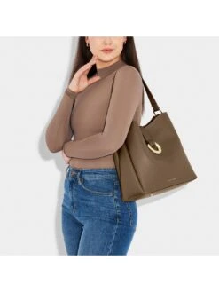 Katie Loxton Blake Shoulder Bag - Mink -RIVE IS Clothing Shop VME6F SQ4 0000000143 BROWN SLd