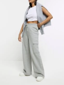 River Island Cargo Wide Leg Jogger - Grey -RIVE IS Clothing Shop VNTP8 SQ4 0000000005 GREY MDd