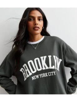 New Look Dark Grey Brooklyn Logo Sweatshirt -RIVE IS Clothing Shop VNWSY SQ4 0000000005 GREY MDd