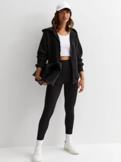 New Look Black Zip Through Relaxed Fit Hoodie -RIVE IS Clothing Shop VNWT4 SQ3 0000000004 BLACK MDo