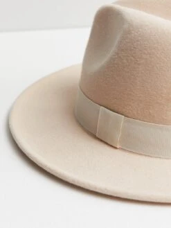 New Look Cream Ribbon Trim Fedora -RIVE IS Clothing Shop VNWTO SQ3 0000000067 CREAM SLd