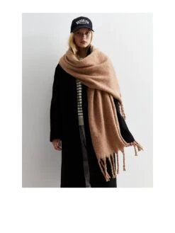 New Look Camel Brushed Tassel Scarf