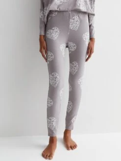 New Look Light Grey Pyjama Set With Heart Print -RIVE IS Clothing Shop VNX07 SQ3 0000000270 PRINT MDo
