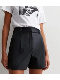 New Look Black Leather-Look Tailored Shorts -RIVE IS Clothing Shop VO63R SQ4 0000000004 BLACK MDd