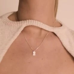 Pilgrim JEMMA Square Pendant Necklace Silver-plated -RIVE IS Clothing Shop VO82Q SQ8 0000000035 SILVER DVvP