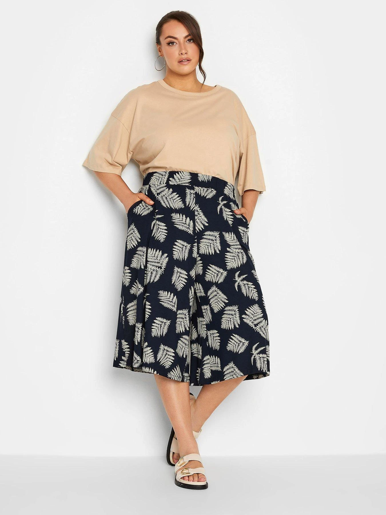 Yours Leaf Stretch Jersey Culotte 3 Yours Leaf Stretch Jersey Culotte