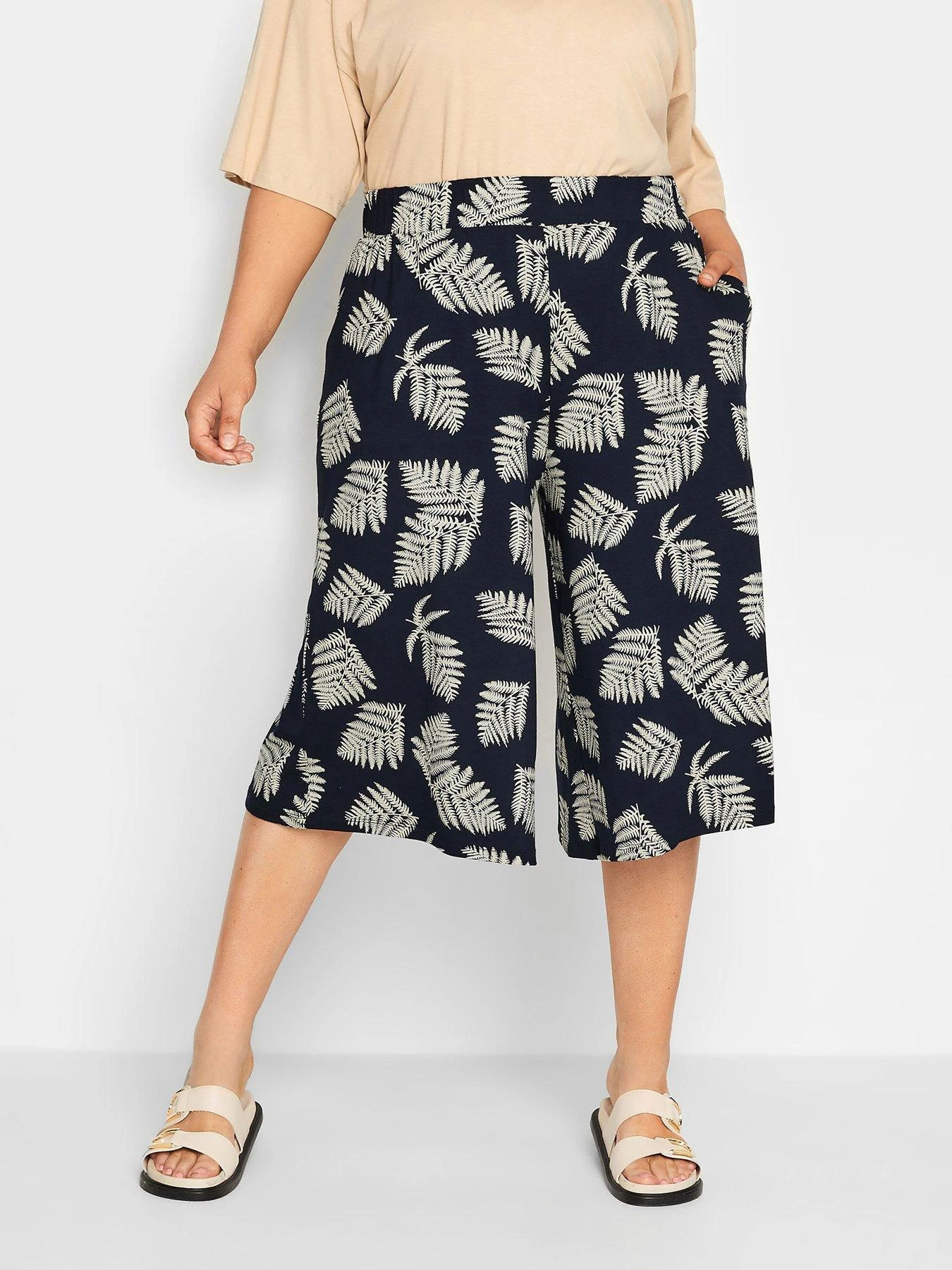 Yours Leaf Stretch Jersey Culotte 4 Yours Leaf Stretch Jersey Culotte - Image 2