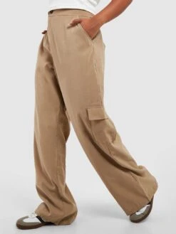 Boohoo Plus Plus Pocket Detail Cargo Trouser - Beige -RIVE IS Clothing Shop VQGPK SQ4 0000000108 BEIGE MDd