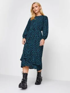 PixieGirl Petite Tie Waist Midaxi Dress - Blue