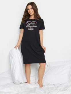 PixieGirl Petite Follow Your Dreams Sleeptee - Black -RIVE IS Clothing Shop VR0DS SQ3 0000000004 BLACK MDo