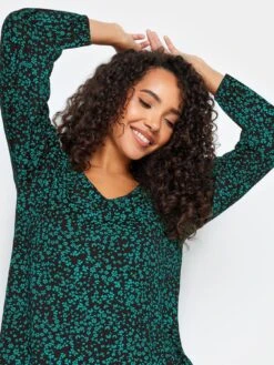 M&Co Petite Petite Green Ditsy Print Top -RIVE IS Clothing Shop VROK9 SQ4 0000000047 GREEN MDd