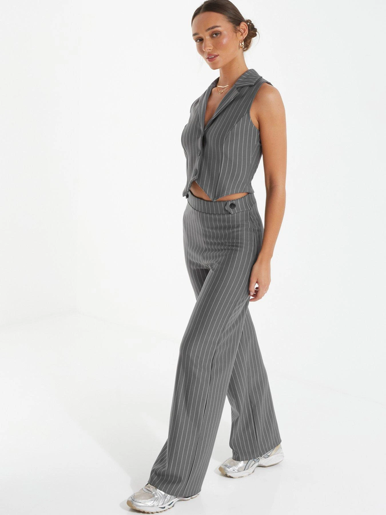 Quiz Grey Pinstripe Palazzo Trousers 5 Quiz Grey Pinstripe Palazzo Trousers - Image 3